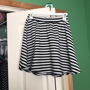 Flirty striped mini skirt